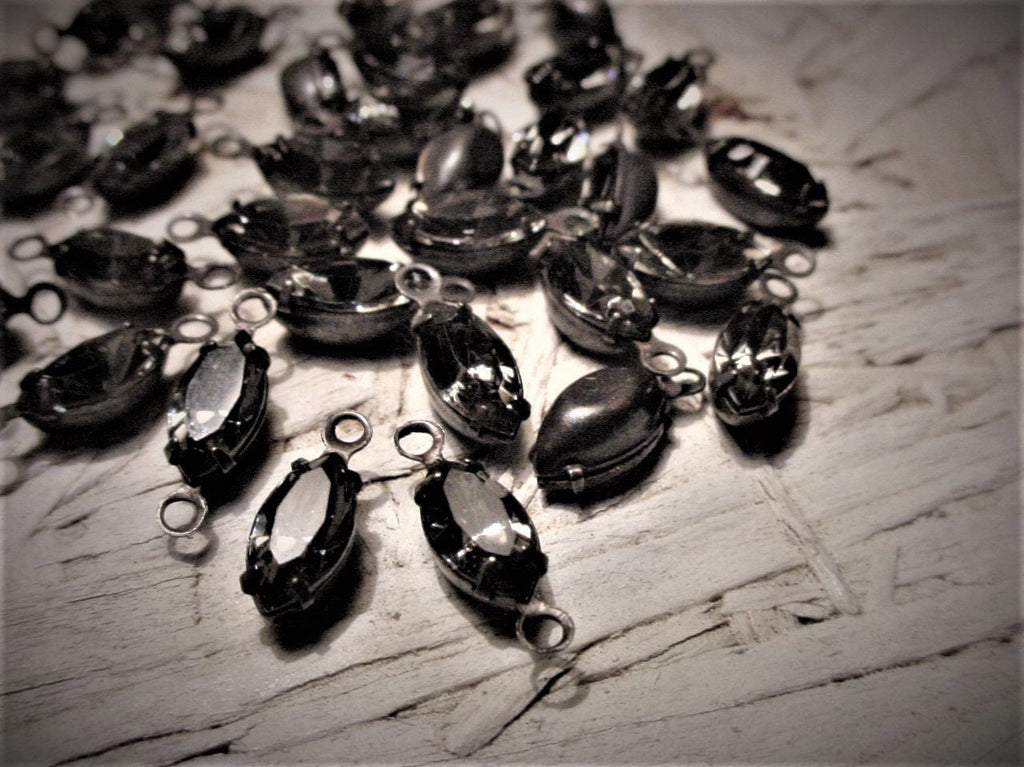 Lot Noir Vintage Black Diamond Swarovski Crystal 1 2 Ring Loop Rhinestone Beads 10/5 mm Navette Marquise Dark Gothic Brass Connectors 11b __etsy:1820449020
