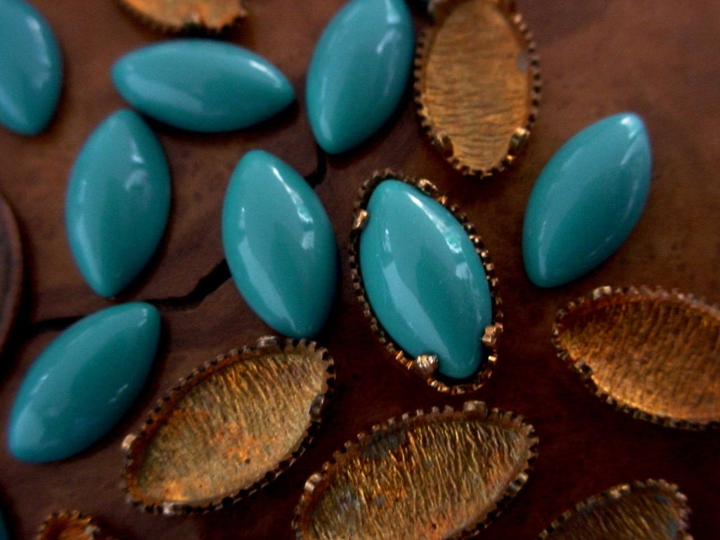 Lot Old Antique 4 Prong Navette Marquise Cast Brass Bezels 10/6 Settings +Vintage 6/10 mm Blue Green Turquoise Glass Flat Back Cabochon 11G __etsy:721840218