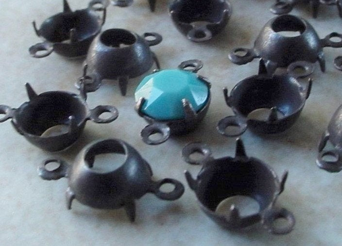 Lot Vintage Brass 29ss Prong Cup Setting Connectors Black Brown Patina Swarovski Crystal Rhinestone Cubic Zirconia 2 Ring 6 .32 mm Round 13P __etsy:927816124