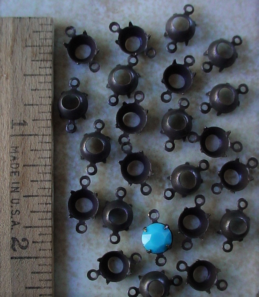 Lot Vintage Brass 29ss Prong Cup Setting Connectors Black Brown Patina Swarovski Crystal Rhinestone Cubic Zirconia 2 Ring 6 .32 mm Round 13P __etsy:926863303