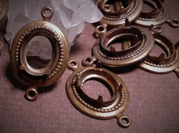 SALE! Vintage Brass 10X8 mm Art Deco Oval Connector Prong Cup Settings Swarovski Crystal Rhinestone Pointed Back Stones Raw Natural Aged 6J __etsy:2604458069