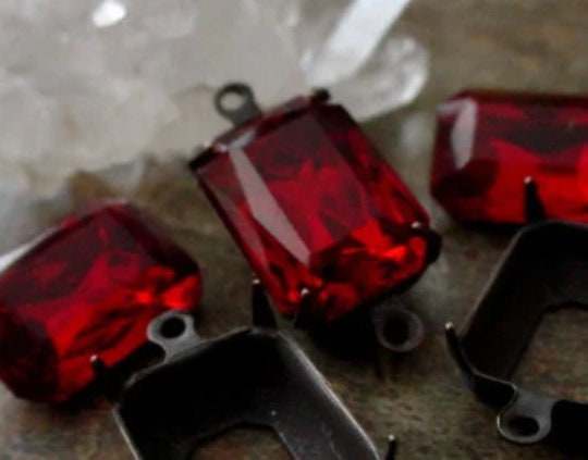 Vintage Siam Ruby Connectors 14X10 mm Octagon Faceted Cut Czech Glass Red Rhinestones Oxidized Brown Black Patina Brass Setting Lot 5I/12B __etsy:3751007184