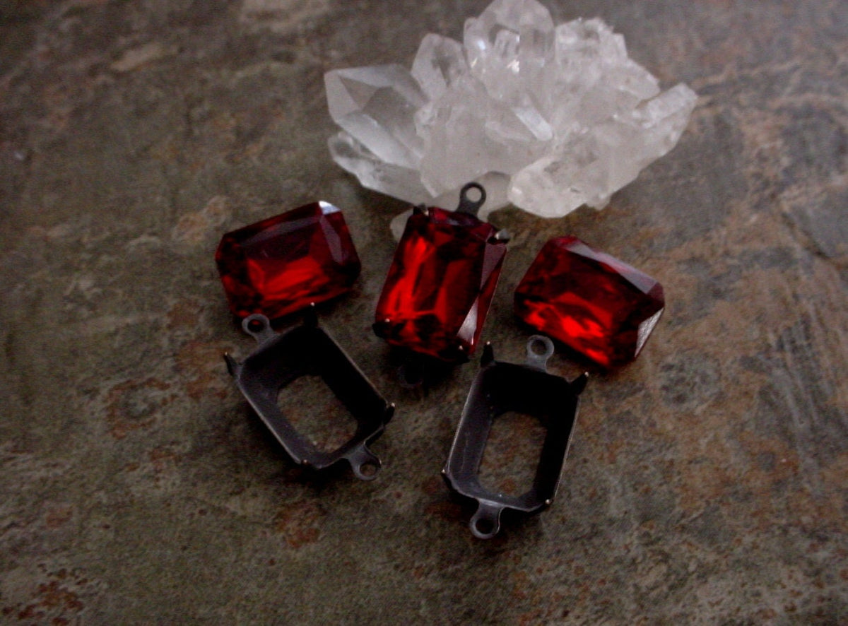 Vintage Siam Ruby Connectors 14X10 mm Octagon Faceted Cut Czech Glass Red Rhinestones Oxidized Brown Black Patina Brass Setting Lot 5I/12B __etsy:600741550