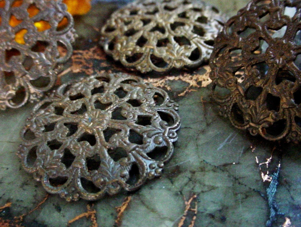 3pc Old 24mm Round Vintage Dapt Filigrees Open Work 1 Inch Fleur De Lis Flower Berry Heart Jewelry Finding Brass Domed Natural Patina 10H __etsy:818557759