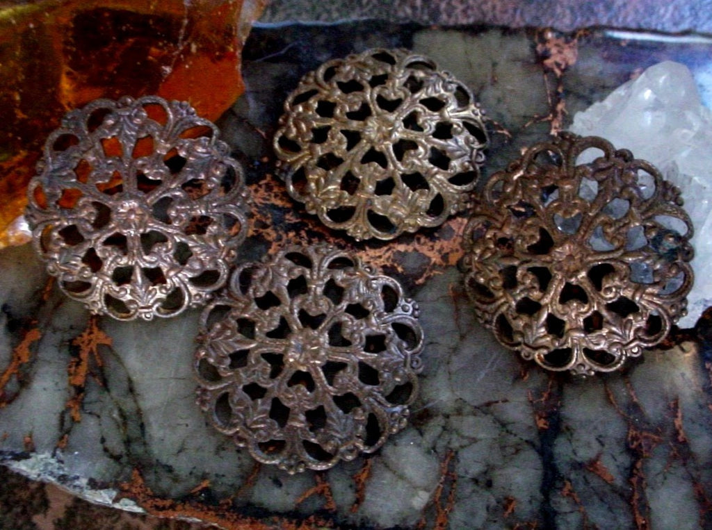 3pc Old 24mm Round Vintage Dapt Filigrees Open Work 1 Inch Fleur De Lis Flower Berry Heart Jewelry Finding Brass Domed Natural Patina 10H __etsy:818694915