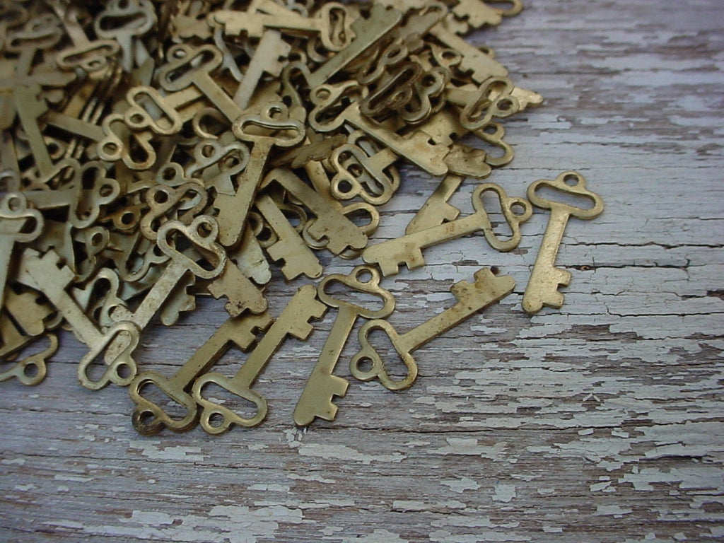 3pc Vintage Bare Raw Brass Miniature Skeleton Keys Die Stuck Stampings ? Earring Charms Flat Back Blanks Jewelry Tags Findings Crafts 4J __etsy:1572337439