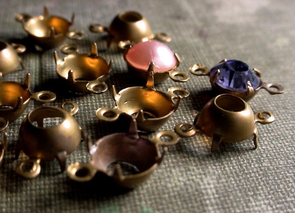 36pc Vintage Brass 29ss Swarovski Crystal Cup Settings 2 Ring Connectors 6mm For Round Pointed Back Chaton Rhinestones Aged Matte Patina 8B __etsy:874370615