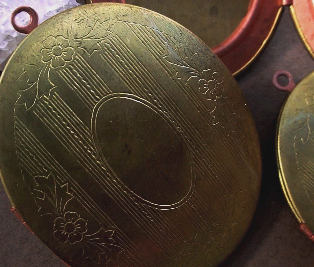 2pc Vintage 50mm Solid Brass Locket Wholesale Copper Steel Frame Large Pendant Engrave Art Deco Design Flower Leaf Blank Oval Disk Bulk W6 __etsy:751948632